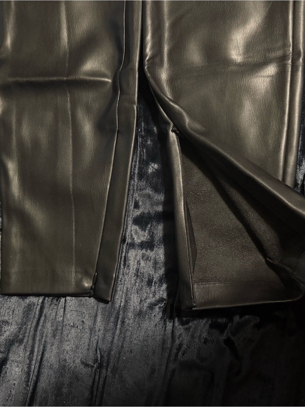 Zara Black Faux Leather Skinny Pants - Picture 4 of 4